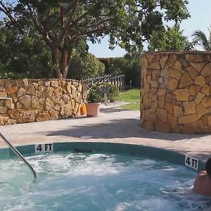 Hilton Grand Vacations Tortuga Beach Club